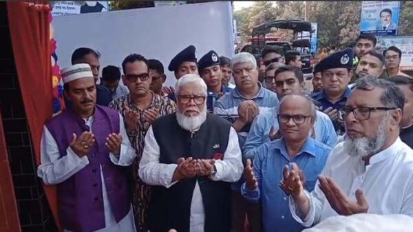 প্রকল্পের ভিত্তি প্রস্তর উদ্বোধন করলেন সালমান এফ রহমান
