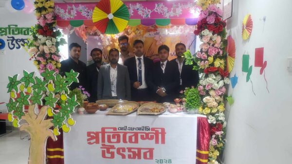 আইএফআইসি ব্যাংক গালিমপুর উপশাখায় প্রতিবেশী মেলা পিঠা উৎসব ২০২৪