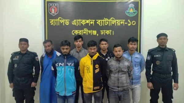 কেরানীগঞ্জে ডাকাতির প্রস্তুতিকালে দেশীয় অস্ত্রসহ সাত ডাকাত গ্রেফতার