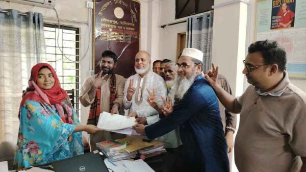 মানিকগঞ্জে ইউপি নির্বাচনে ৮ প্রার্থীর মনোনয়ন জমা