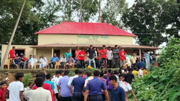 মানিকগঞ্জে উৎসবমুখর পরিবেশে মুক্তা সংঘ ক্লাবের নির্বাচন অনুষ্ঠিত