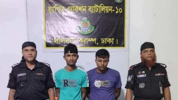 কেরানীগঞ্জে ৩লক্ষ জাল টাকা এবং জাল টাকা তৈরির সরঞ্জামাদিসহ গ্রেফতার ২